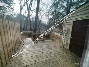 6522 English Oaks Dr in Raleigh, NC - Building Photo - Building Photo