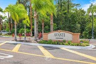 3591 Kernan Blvd S in Jacksonville, FL - Building Photo
