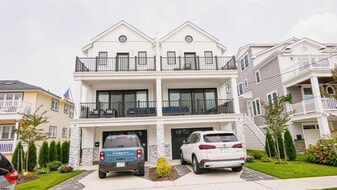 15 N Jefferson Ave in Margate City, NJ - Building Photo