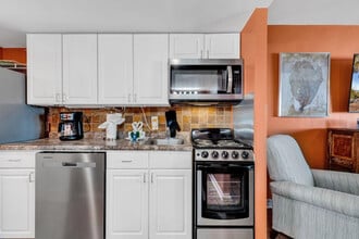 2001 S Ocean Blvd in Myrtle Beach, SC - Foto de edificio - Building Photo