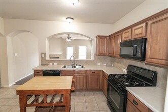 247 Coach Dr in Buda, TX - Building Photo - Building Photo