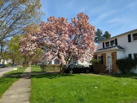 147 Winstead Rd in Rochester, NY - Building Photo