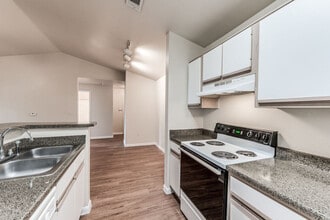Villas at Costa Brava in San Antonio, TX - Building Photo - Building Photo