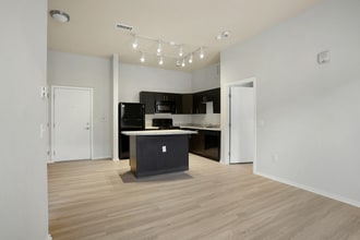 Park Hill Station in Denver, CO - Foto de edificio - Building Photo