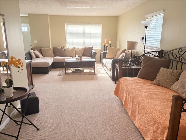 60 SW 5th Ave in Boca Raton, FL - Building Photo - Building Photo