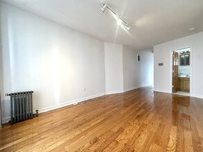 112 Haven Avenue in New York, NY - Foto de edificio - Floor Plan