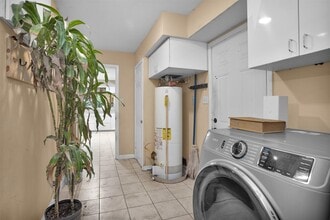 1725 Strawn Rd in Houston, TX - Building Photo - Building Photo