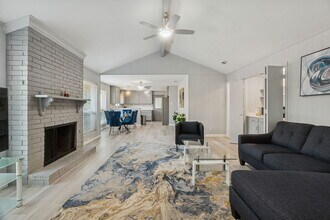3334 San Mateo Dr in Plano, TX - Building Photo - Building Photo
