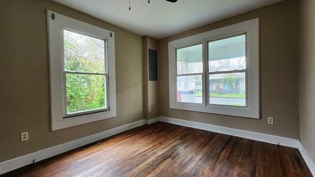 1715 Mary St in Johnson City, TN - Building Photo - Building Photo