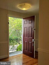15840 Buena Vista Dr in Derwood, MD - Building Photo - Building Photo