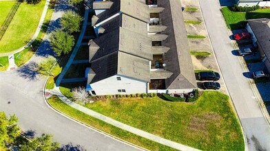 7245 Half Moon Lake Dr in Winter Garden, FL - Building Photo - Building Photo