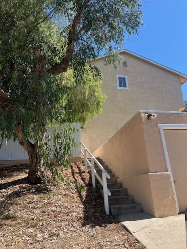 16518 Smith Ave in Lake Elsinore, CA - Building Photo - Building Photo