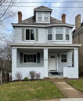 1527 Orangewood Ave in Pittsburgh, PA - Building Photo