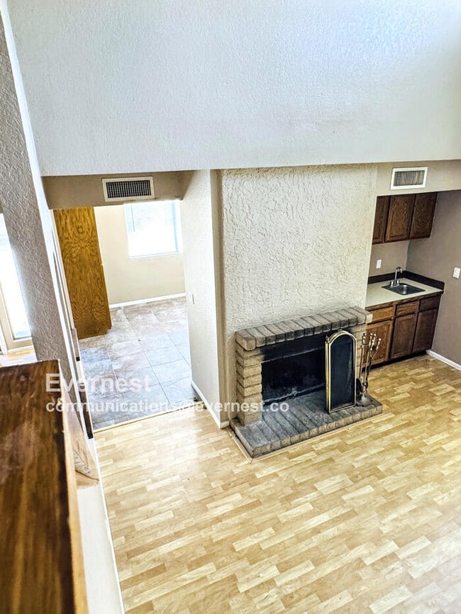 property at 2457 N Ironwood Ridge Dr
