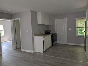3600 Morris Field Dr in Charlotte, NC - Building Photo - Building Photo