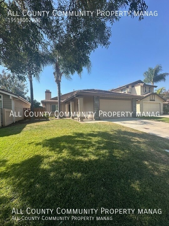 31286 Corte Talvera in Temecula, CA - Building Photo