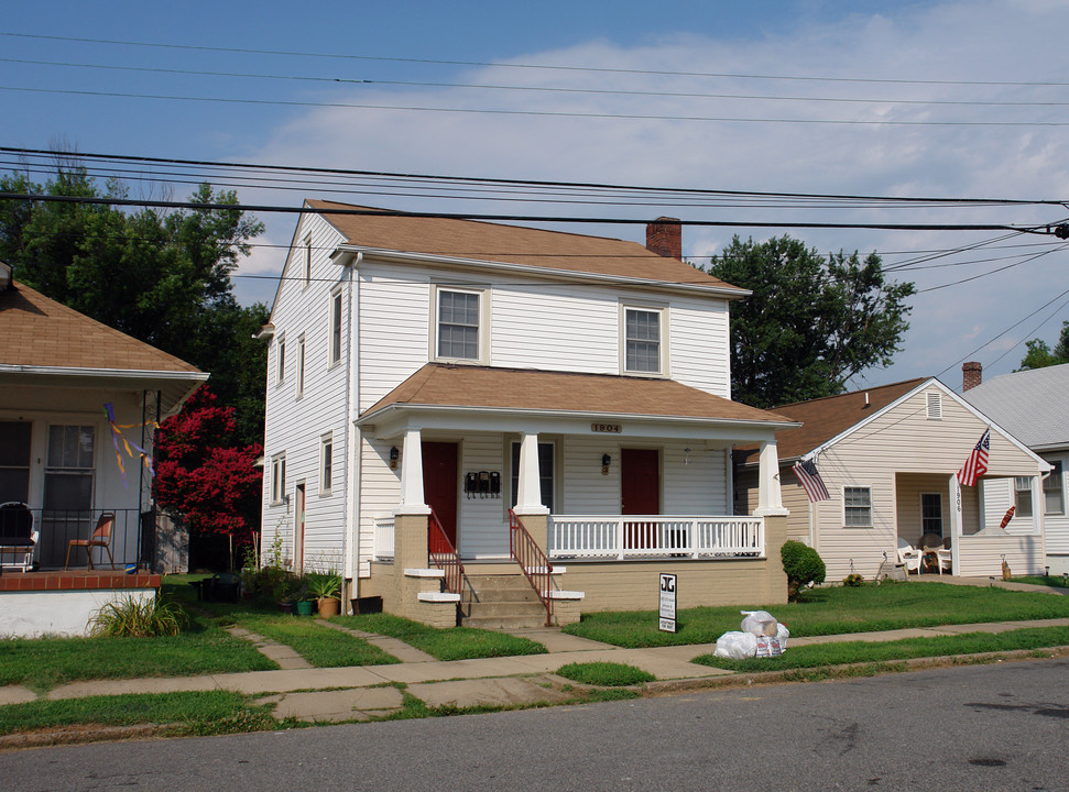 1904 Charles St in Fredericksburg, VA - Building Photo