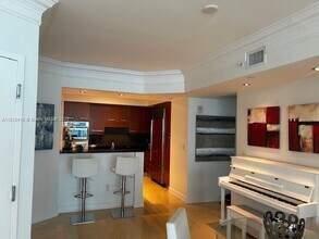 3101 S Ocean Dr, Unit 1404 in Hollywood, FL - Building Photo - Building Photo