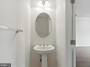 42896 Pamplin Terrace in Chantilly, VA - Building Photo - Building Photo