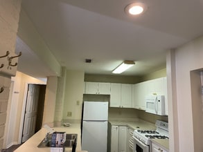 1662 Summit St in Columbus, OH - Building Photo - Building Photo