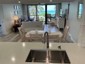 355 S Ocean Dr, Unit #303 in Fort Pierce, FL - Building Photo - Building Photo