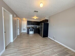 2603 Palo Blanco St in Laredo, TX - Building Photo - Building Photo