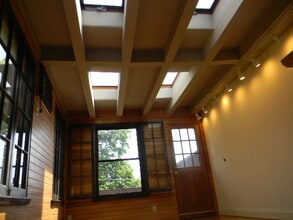 236 W Barnard St, Unit Apartment Two in West Chester, PA - Foto de edificio - Building Photo