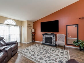 2652 W Atlantic Ave in Waukegan, IL - Building Photo - Building Photo