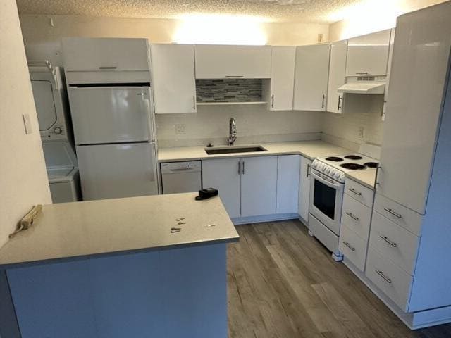 1106 Green Pine Blvd in West Palm Beach, FL - Foto de edificio - Building Photo