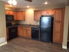 13728 Post Oak Ln in Platte City, MO - Building Photo - Building Photo