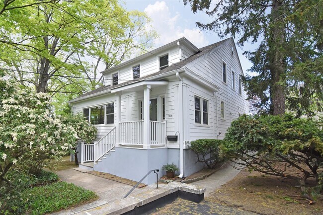property at 120 Scarsdale Rd