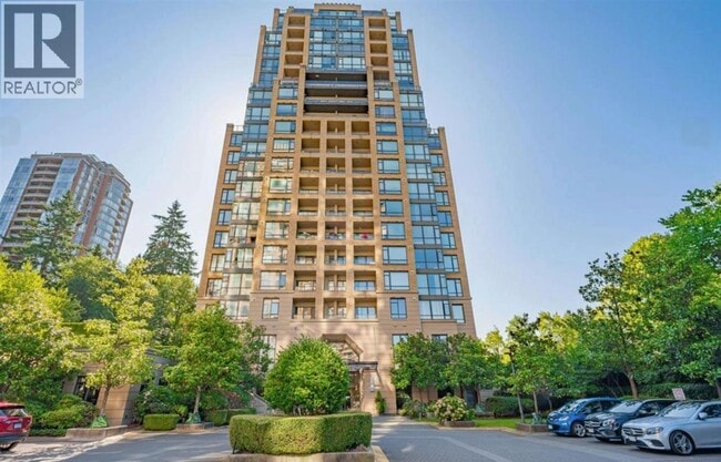 property at 7388-7388 Sandborne Ave