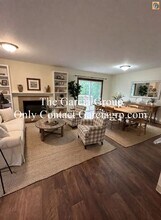 17949 SE Arista Dr in Milwaukie, OR - Building Photo - Building Photo