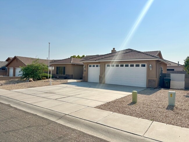 3959 Walleck Ranch Dr in Kingman, AZ - Building Photo - Building Photo