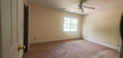 218 Porter St, Unit 218 in Demorest, GA - Building Photo - Building Photo