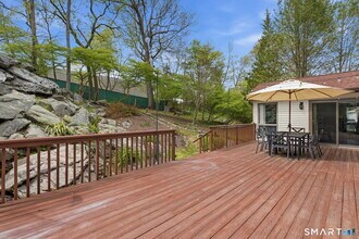 53 Dagmar Rd in Stamford, CT - Building Photo - Building Photo