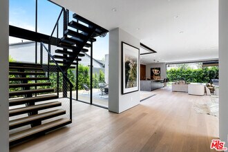 434 Flores St in Los Angeles, CA - Building Photo - Building Photo