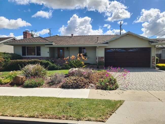 property at 1231 Padre Dr