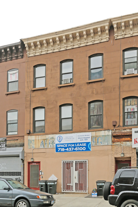 870 Dekalb Ave in Brooklyn, NY - Building Photo