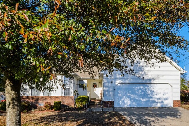 property at 901 Tal Ln