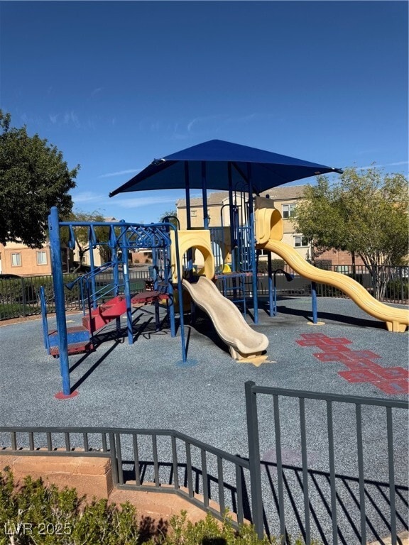 6042 Peaceful Creek St in Henderson, NV - Building Photo - Building Photo