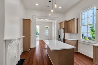 3025 Saint Claude Ave in New Orleans, LA - Building Photo - Building Photo