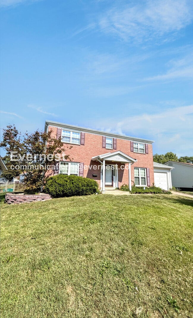 property at 2185 Cottontail Dr