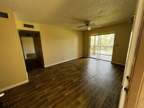 1790 Abbey Rd in West Palm Beach, FL - Building Photo - Building Photo