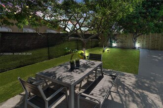 2990 NW 50th St in Miami, FL - Building Photo - Building Photo