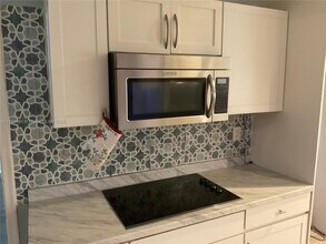 1830 Dewey St in Hollywood, FL - Building Photo - Building Photo