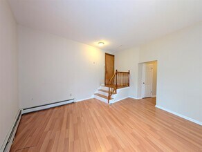 288 Prospect St, Unit 2 in Cambridge, MA - Building Photo - Building Photo