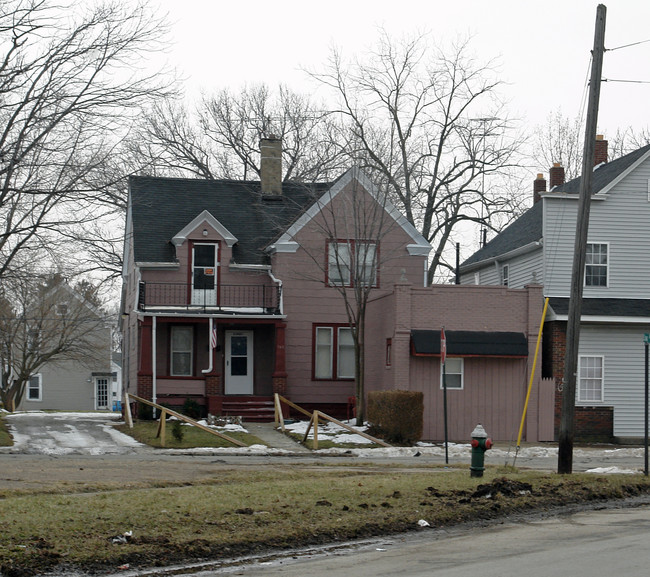 745 W 14th St in Lorain, OH - Building Photo - Building Photo