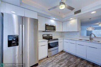 4401 Martinique Ct in Coconut Creek, FL - Building Photo - Building Photo