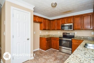 11080 Aliyah Dr in Hampton, GA - Building Photo - Building Photo